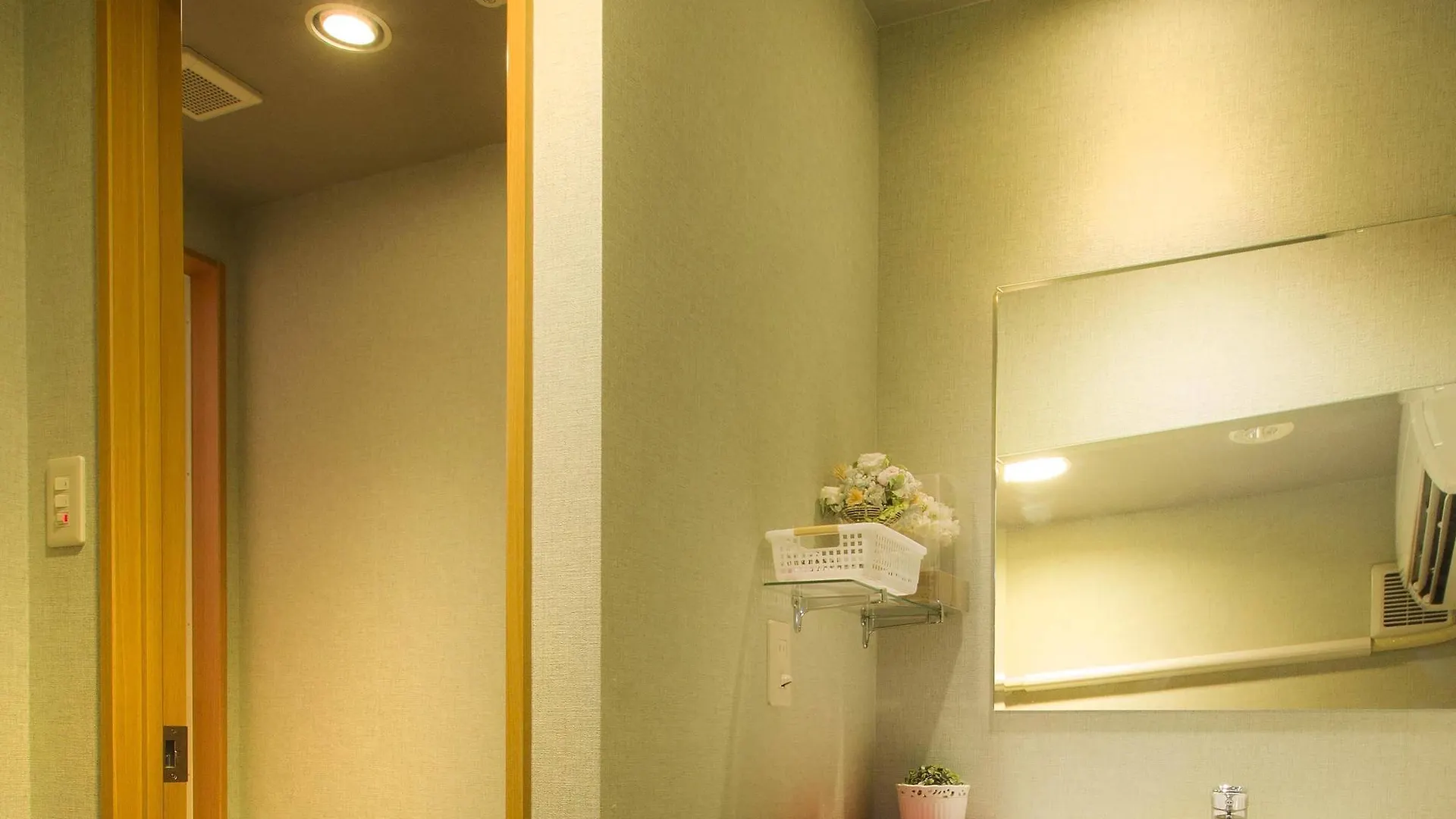 Hotel Wako Osaka 0*,  Japan